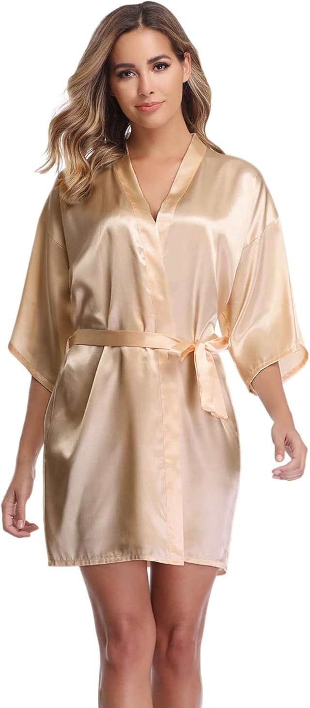 Detalle 2 de Vlazom Peignoir Femme satin type kimono « Bride/Bridesmaid » avec ceinture