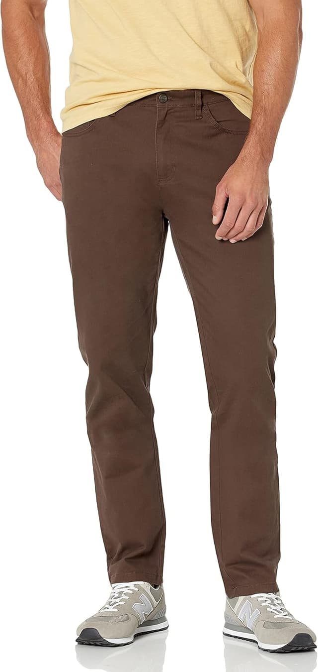 Detalle de Amazon Essentials Athletic-Fit 5-Pocket Chino