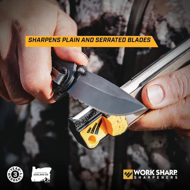 Detalle de Work Sharp Guided Field Sharpener WSGFS221 – portable outdoor multi knife and tool sharpener