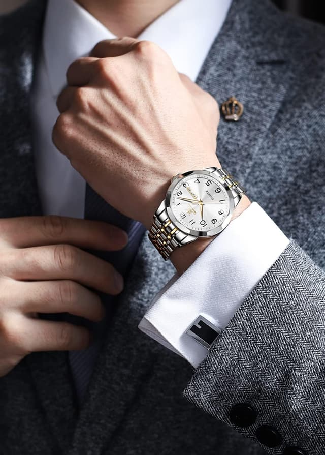 Detalle 2 de OLEVS Business-Kleid Luxus-Herrenuhr Gold/Silber mit Leuchtziffern, Quarzwerk und 30 m Wasserdicht