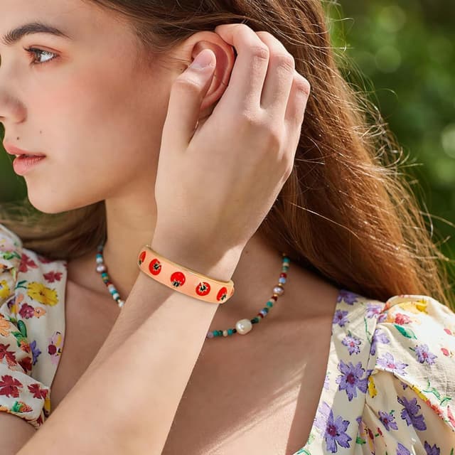 Detalle de TOVABA Damen-Armbandreif mit Emaille im Tomaten-Design – nickelfrei & farbtreu