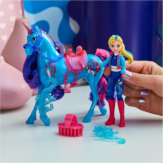 Detalle de Unicorn Academy Isabel & River Power of Friendship Set with Translucent Saddle and 2 Power Accessories