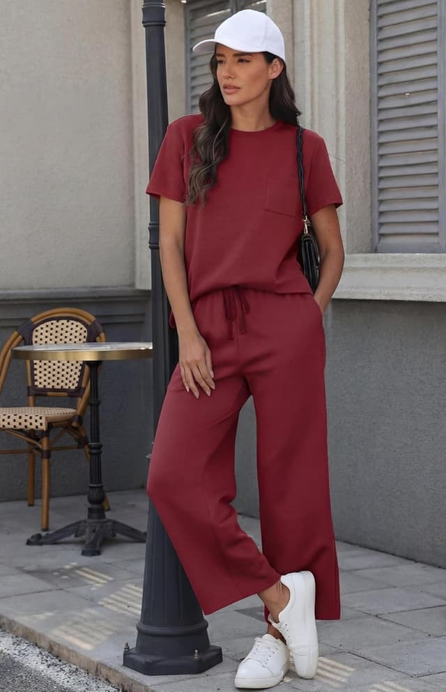 Detalle de GRECERELLE Airport Two Piece Travel Outfit Set for Women – breathable stretchy co-ord top and pocket joggers