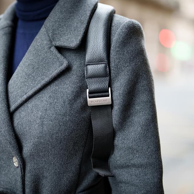 Thumbnail 6 de Moleskine Mochila Classic cuero 15" para laptop 💼