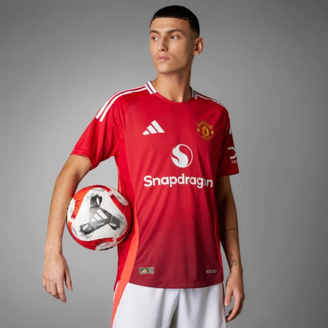 Imagen de Manchester United Camiseta 24/25 Authentic en OfertitasTOP