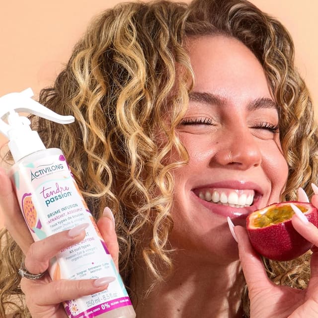 Detalle 2 de Activilong ACTIVILONG Brume Infusion Tendre Passion (250 ml) pour boucles, ondulés et crépus, sans silicone ni alcool ajouté
