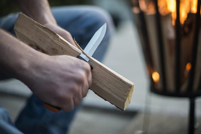 Detalle 2 de Fiskars Coltello K40 da giardino, 22,5 cm