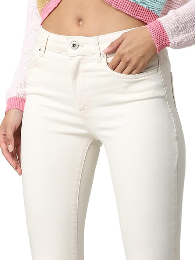 Detalle 2 de ONLY Female Flared-Jeans ONLBLUSH mit mittlerer Taille (ecru) – Stretch-Denim mit Zip-Fly