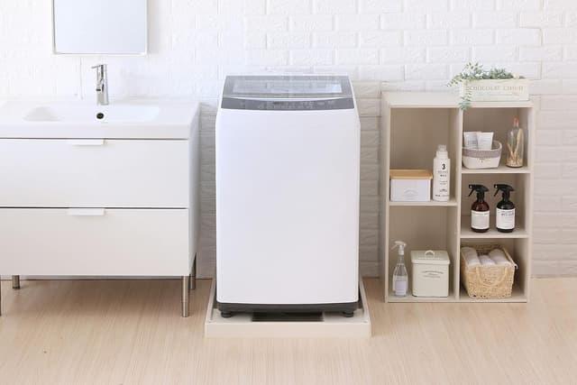 Detalle 2 de Iris Ohyama CX-23C scaffale angolare da parete 60 cm, 5 livelli in legno bianco