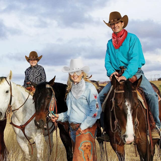Detalle de Aomig 3-piece cowboy hat fancy dress set with paisley bandanna and heart sunglasses