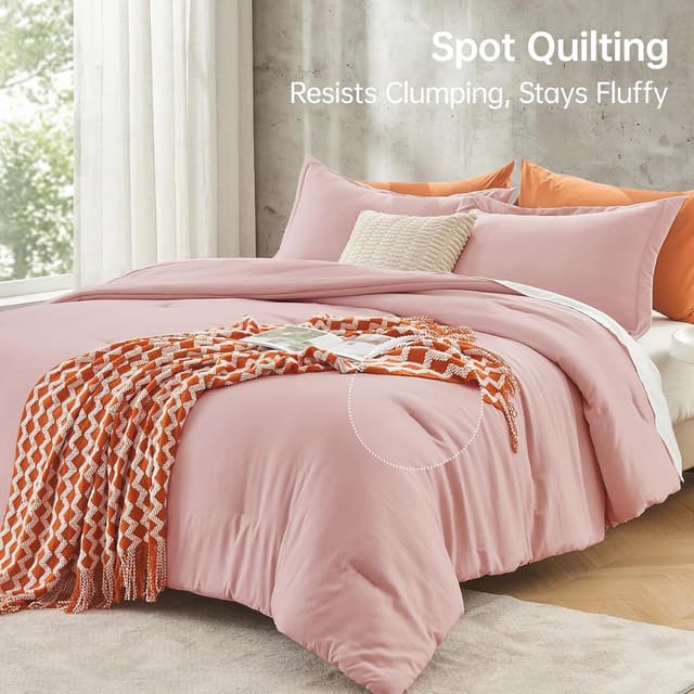 Detalle de MUXHOMO Queen Comforter Set (90"x90") with Down Alternative Fill, Rose Gold, 3-Piece Lightweight Bedding