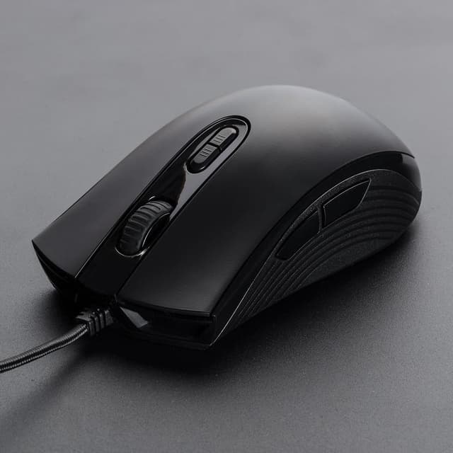 Detalle 2 de HyperX Pulsefire Core RGB gaming mouse
