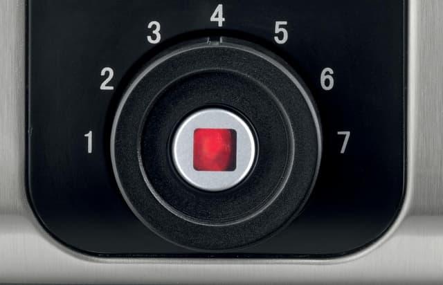 Detalle 2 de Bosch Sky Compact TAT7203GB 2-Slot stainless steel toaster with 7 browning levels, defrost and bun warmer (Black)