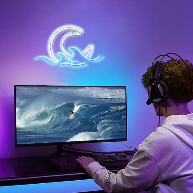 Detalle de WIOSOUL Moon Wave Neonschild – blauer Mond über Meer als LED-Wandleuchte (USB oder 3×AA, 29,5 × 18 cm)