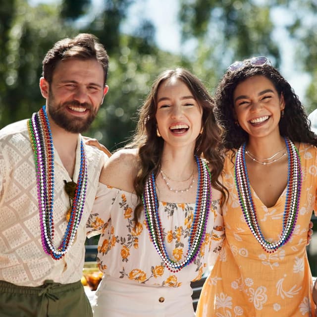 Detalle de Huskein Bead Necklace (120PCS) — 33" Colorful Mardi Gras Beads for Parties, Parades & Costume Throws