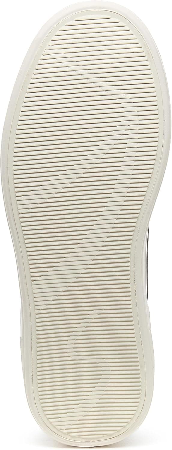 Detalle de Rocket Dog Zap Trainers with elastic lace system and towelling collar