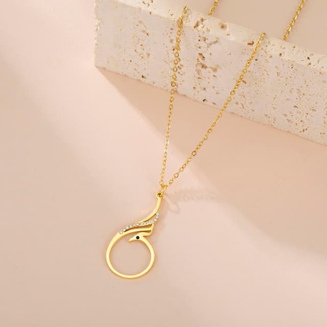 Detalle de VASSAGO Phönix-Halskette für Damen aus Edelstahl – Anhänger „Feuervogel“ als Symbol für Glück und Erneuerung