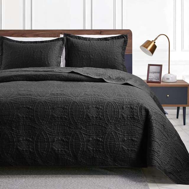 Detalle de Love’s cabin California King Quilt Bedding Set (3-Piece) - Black Coin Pattern Lightweight Coverlet