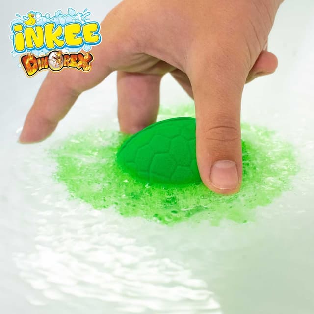 Detalle de INKEE Geschenkbox DINO mit 6 Kinder-Badebomben und 6 sammelbaren Dinosaurier-Spielzeug