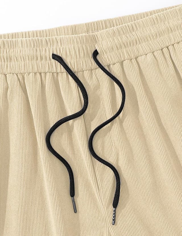 Detalle de TARAINYA men’s corduroy shorts in cotton blend with drawstring waist and pockets