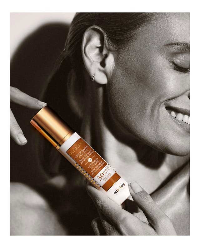 Thumbnail 4 de Sisley Sunleÿa SPF30 Anti-Âge 50 ml