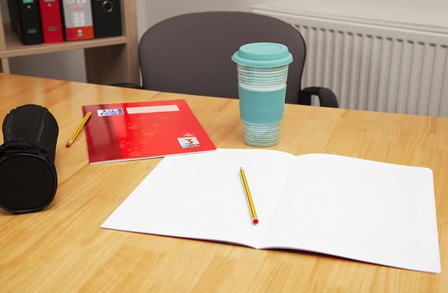 Thumbnail 6 de Oxford Schulheft A4 Lineatur 3 16 Blatt 15 Stück