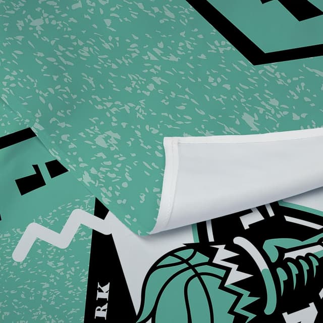 Detalle 2 de Northwest WNBA Printed Wall Hanging Tapestry (34 x 40 in) — Decorative Fan Art