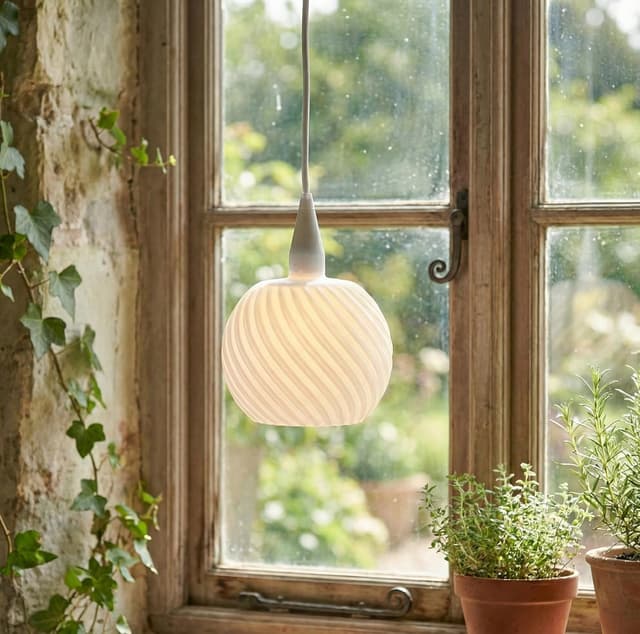 Detalle 2 de Generisch Lampenschirm Wirbelwerk