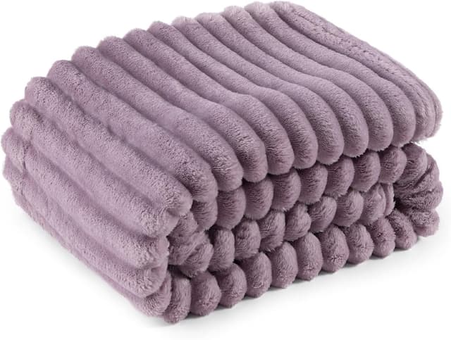 Detalle de Bedsure Fleece Throw Blanket for Sofa (Fluffy Cosy Warm), Light Purple, 130x170 cm