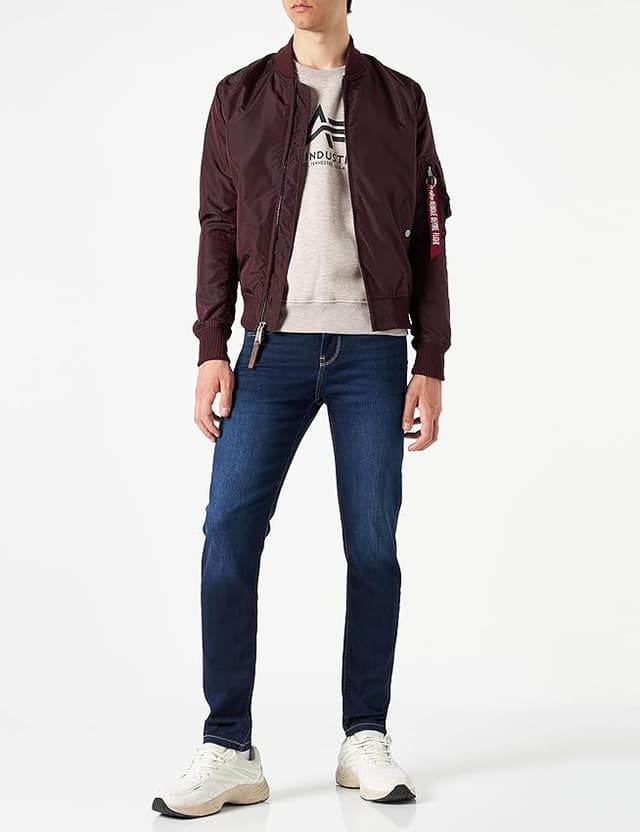 Detalle 2 de Alpha Industries MA-1 TT Chaqueta Bomber Negro L