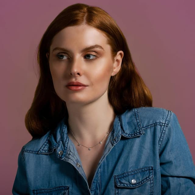 Detalle 2 de Collier Namana Namana avec breloques en puzzle, ras-du-cou argenté à breloques 5 mm