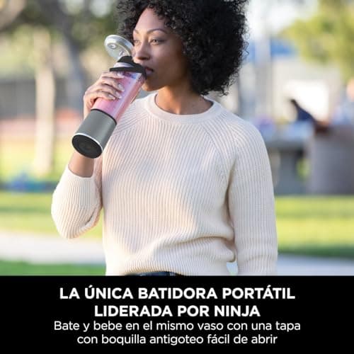Detalle 2 de Ninja Blast Batidora portátil BC151EUBK 530 ml y tapa antigoteo