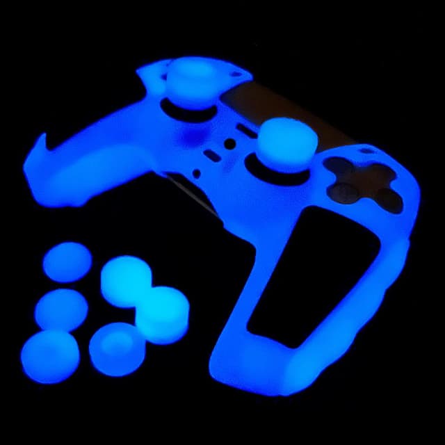 Detalle de HLRAO Glow in the Dark PS5 Controller Skin (Blue) with Anti-slip Silicone Cover & Glowing Thumb Grips