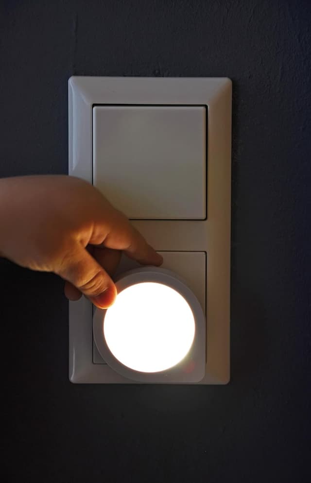 Detalle 2 de Brennenstuhl NL 01 QD Luz nocturna LED