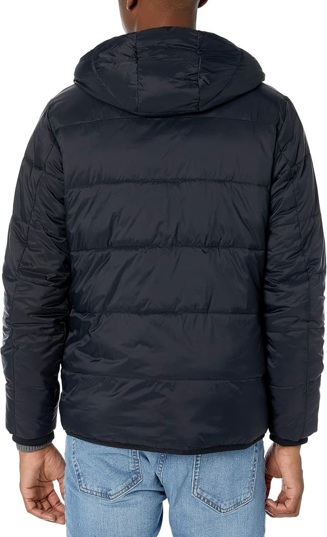 Detalle 2 de Amazon Essentials Pufferjacke 74,9 cm