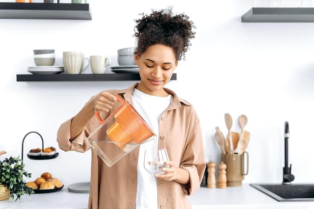 Thumbnail 3 de AQUAPHOR Jarra Compacta Filtradora de Agua 2,4L Naranja 🚰