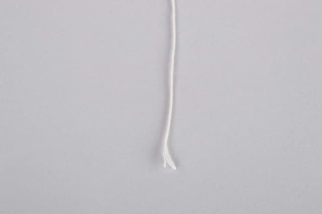 Thumbnail 3 de Rayher Hilado de Urdimbre Blanco 1mm Ø, 220m