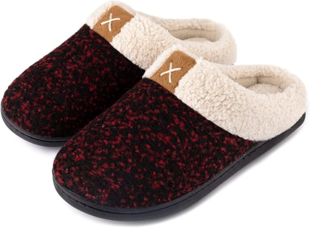 Detalle de ULTRAIDEAS Ladies’ Cozy Memory Foam Slippers with faux plush fleece lining and anti-skid rubber sole