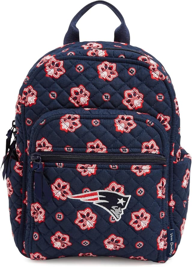 Detalle de Vera Bradley Women’s Cotton NFL Small Backpack (New England Patriots/Nautical Blue/Red Bandana)