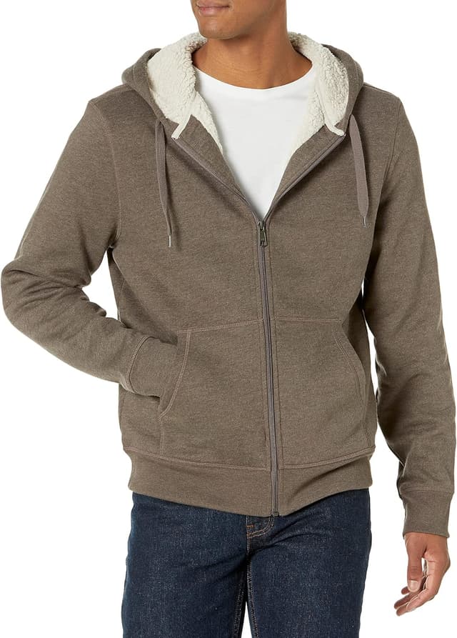 Detalle de Amazon Essentials Sherpa Hoodie 235 gsm