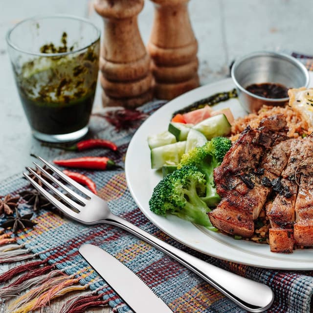 Detalle de Hiware 18/8 Stainless Steel Dinner Forks Set (12-Piece, Mirror Polished) — 8 Inches