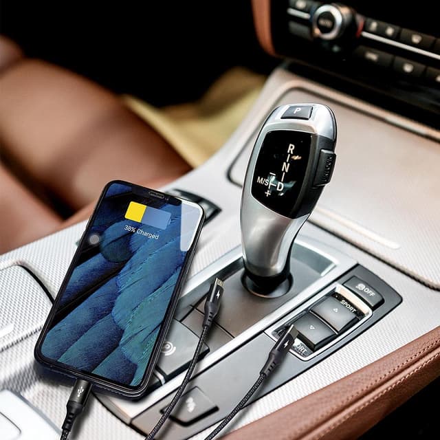 Detalle 1 de UZAHSK Multi-USB-Kabel 3-in-1 (iP/Micro-USB/Type-C) 1,8 m – Nylon, schwarz