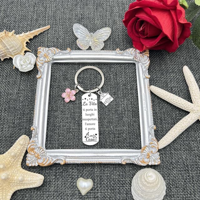 Detalle de Lumengqi set da 2 portachiavi “Casa” in acciaio inox con ciondolo per coppia