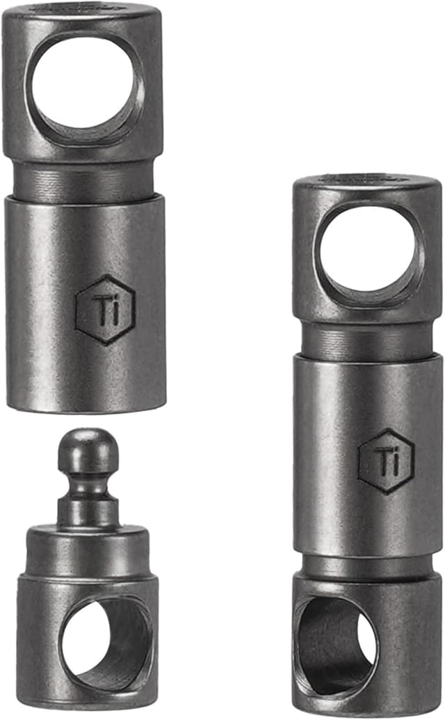 Detalle de KeyUnity Detachable Key Ring Connector (Ti-6Al-4V) with 360° Swivel – Double-end titanium key organiser