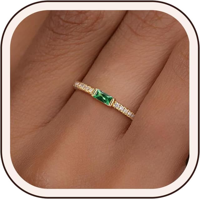 Detalle de ZOERAY Damenring goldfarben wasserfest mit Geburtsstein, 18K vergoldet & Zirkonia – stapelbar, als Geschenk zum Geburtstag