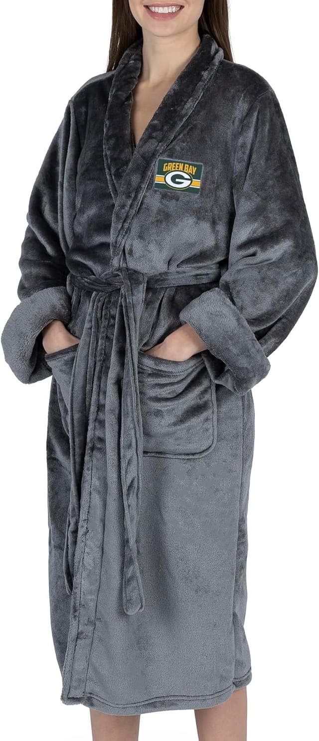 Detalle de NFL Silk Touch Women’s Robe S/M — Soft Polyester Bathrobe with Embroidered Team Graphics