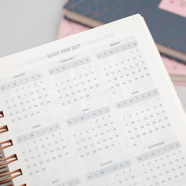 Thumbnail 5 de Matilda Myres 2026 A5 Day a Page Diary