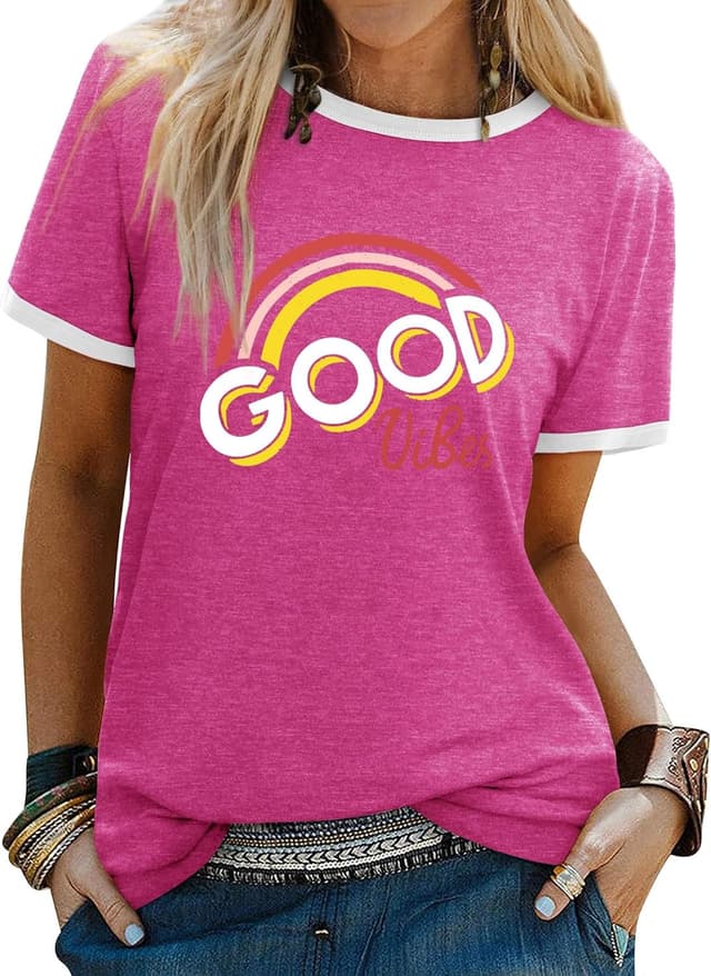 Detalle de WIEIYM Women’s “Good Vibes” Rainbow Graphic T-Shirt with Round Neck (Short Sleeve)