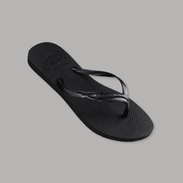 Detalle 2 de Havaianas Fantasia women’s flip-flops with metallic cross-strap detail