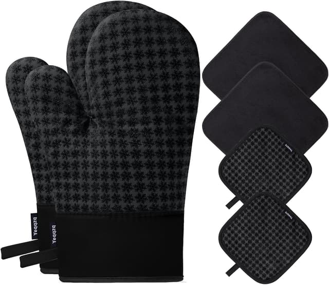 Detalle de Yeqqzq 6-piece oven mitts and pot holders set with non-slip silicone, extra-long gloves (black)